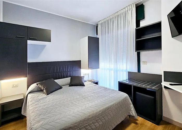 Panorama Hotel 3*